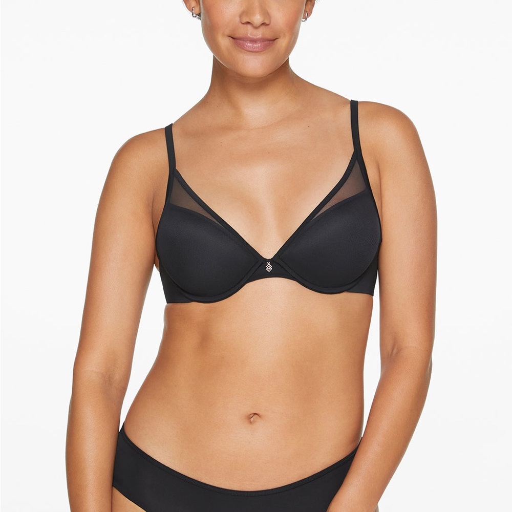 Third Love 24/7® Classic Uplift Plunge Bra size 32E Black smoothing side & back